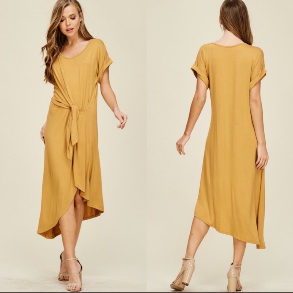 ❤️ LAST ONE ❤️ Annabelle Front Tie Midi Dress NWT